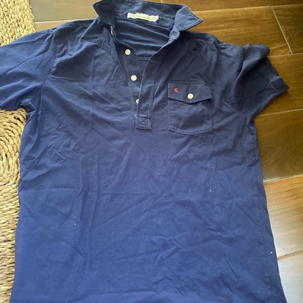 Criquet polo shirt size medium